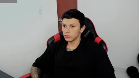 Snapshot of goodboy69i chatting on 12, 9, 2025 goodboy69i online show from 12, 9, 2025