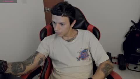 Snapshot of goodboy69i chatting on 11, 10, 2025 goodboy69i online show from 11, 10, 2025