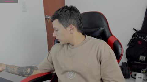 Snapshot of goodboy69i chatting on 30, 10, 2025 goodboy69i online show from 30, 10, 2025