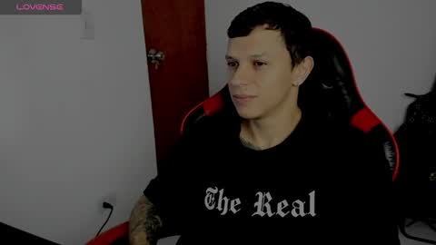 Snapshot of goodboy69i chatting on 14, 11, 2025 goodboy69i online show from 14, 11, 2025