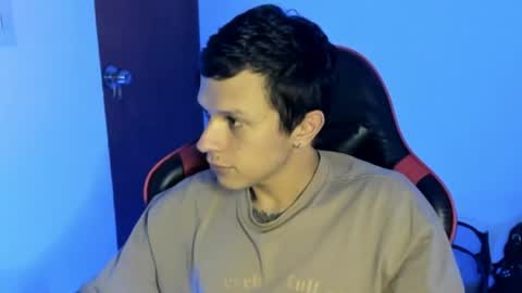 Snapshot of goodboy69i chatting on 5, 4, 2026 goodboy69i online show from 5, 4, 2026