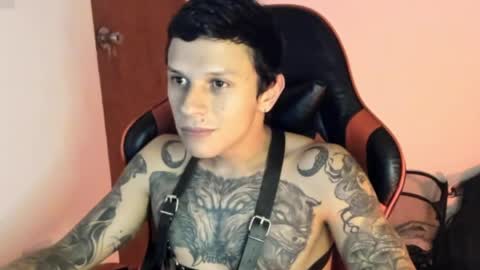 Snapshot of goodboy69i chatting on 9, 4, 2026 goodboy69i online show from 9, 4, 2026