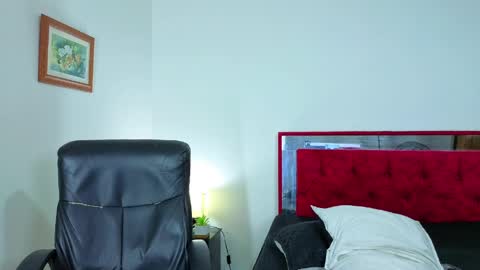 Goodgirlxxxl online show from 21, 4, 2026