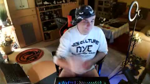 Snapshot of google5001 chatting on 3, 10, 2025 google5001 online show from 3, 10, 2025