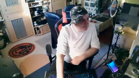 Snapshot of google5001 chatting on 15, 12, 2025 google5001 online show from 15, 12, 2025