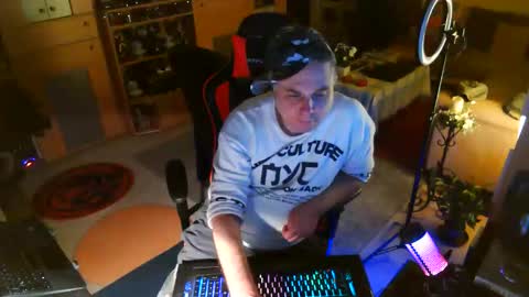 Snapshot of google5001 chatting on 7, 1, 2026 google5001 online show from 7, 1, 2026