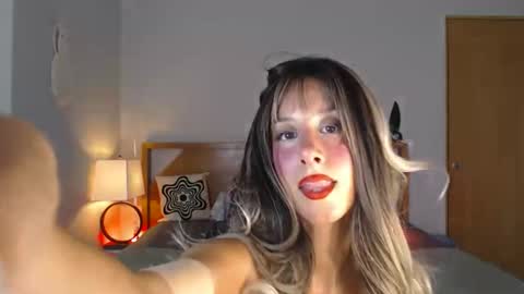 Snapshot of goonergirlnextdoor chatting on 25, 5, 2026 princess kierra online show from 25, 5, 2026