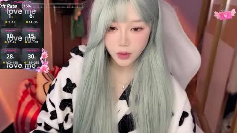 gorgeous girl33 online show from 2, 1, 2025