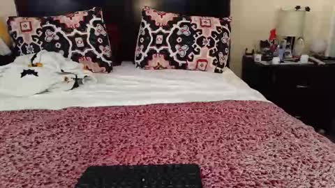 gothbaby305 online show from 1, 12, 2025