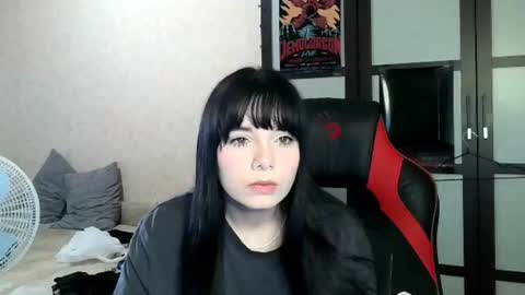 Snapshot of gothickq chatting on 18, 6, 2026 gothickq online show from 18, 6, 2026