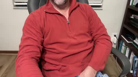 Snapshot of gqimage chatting on 23, 1, 2025 GQImage online show from 23, 1, 2025