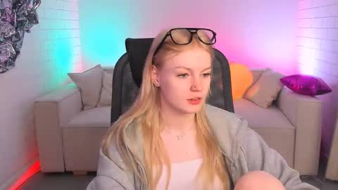 Grace Glamour online show from 10, 2, 2025