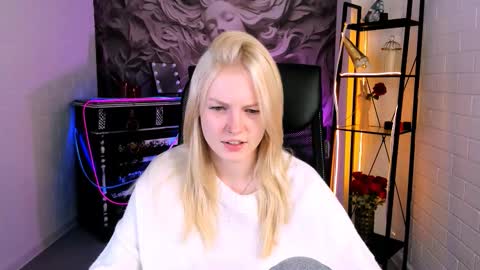 Grace Glamour online show from 11, 9, 2025