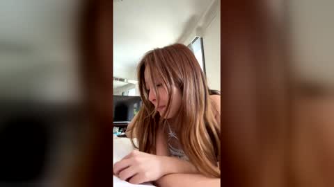 gracemeow online show from 20, 4, 2026