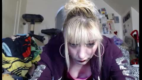 gracielynne1989 online show from 22, 4, 2026