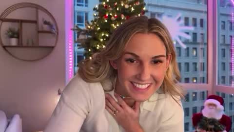 Snapshot of graciemae_baexx chatting on 16, 1, 2025 Gracie Mae online show from 16, 1, 2025