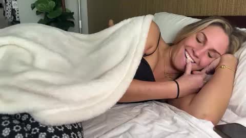 Snapshot of graciemae_baexx chatting on 25, 1, 2025 Gracie Mae online show from 25, 1, 2025