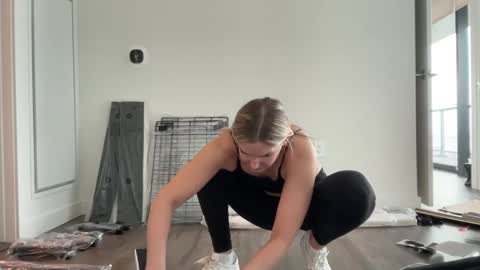 Snapshot of graciemae_baexx chatting on 11, 2, 2025 Gracie Mae online show from 11, 2, 2025