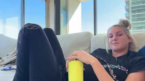 Snapshot of graciemae_baexx chatting on 8, 3, 2025 Gracie Mae online show from 8, 3, 2025