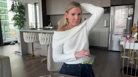 Snapshot of graciemae_baexx chatting on 22, 11, 2025 Gracie Mae online show from 22, 11, 2025