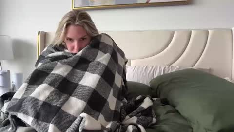 Snapshot of graciemae_baexx chatting on 25, 11, 2025 Gracie Mae online show from 25, 11, 2025