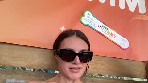 Gracie Smith online show from 22, 4, 2026