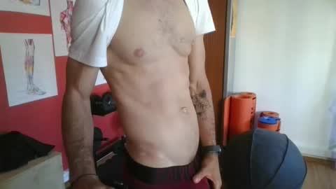 Snapshot of grandbi chatting on 23, 4, 2026 grandbi online show from 23, 4, 2026