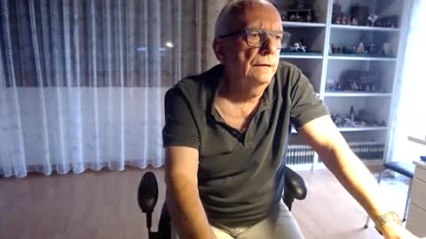 grandpach online show from 11, 10, 2025