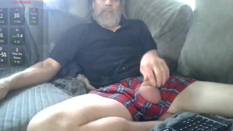 Gray lone wolf online show from 19, 4, 2026