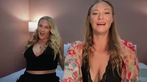 Snapshot of green_eyed_goddess_ chatting on 27, 11, 2025 Green Eyed Goddess online show from 27, 11, 2025