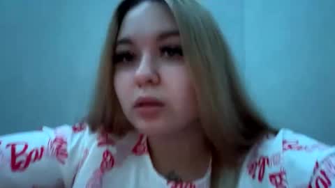 Snapshot of green_eyes_twinkl chatting on 4, 2, 2025 Lina 3 online show from 4, 2, 2025