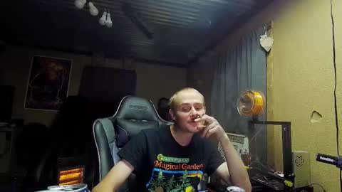 Greenlungs8195 online show from 11, 10, 2025