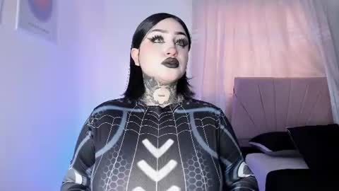   online show from 18, 7, 2026