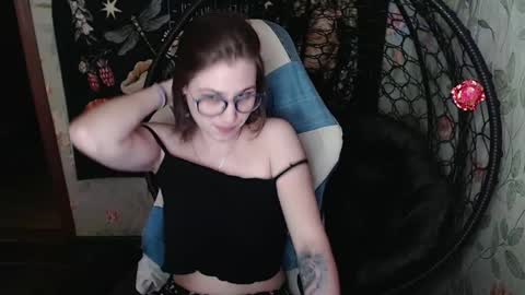 Snapshot of greenwitch9 chatting on 16, 5, 2026 Lina online show from 16, 5, 2026