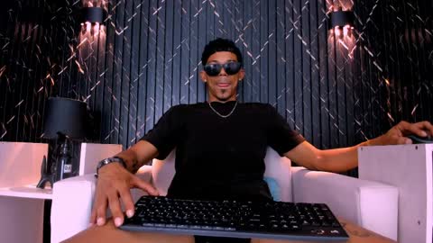 Snapshot of gregory_sforza chatting on 11, 4, 2026 GregorySforza online show from 11, 4, 2026