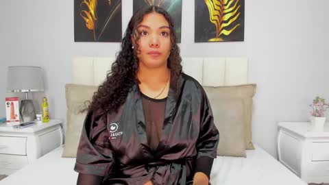 Snapshot of greymarii chatting on 19, 1, 2025 Marii online show from 19, 1, 2025