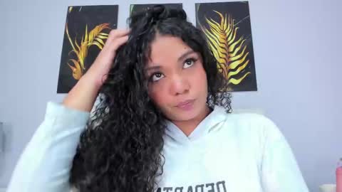 Snapshot of greymarii chatting on 2, 3, 2025 Marii online show from 2, 3, 2025