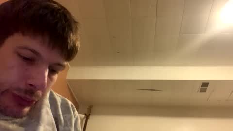 Perfectlyaveragesavage online show from 13, 4, 2026