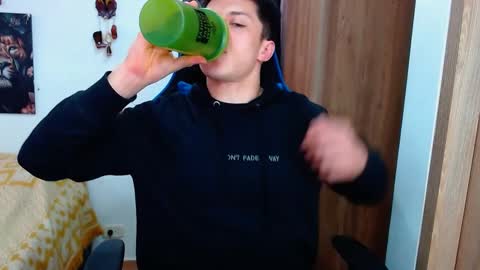 griego01 online show from 16, 1, 2025