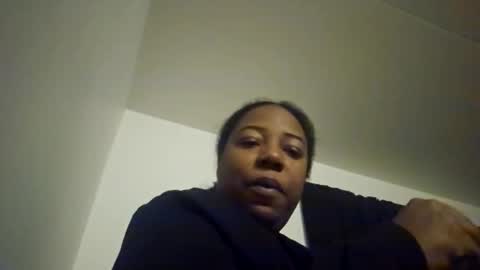 Snapshot of gripqueen chatting on 2, 11, 2025 gripqueen online show from 2, 11, 2025