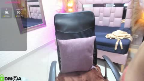    online show from 4, 12, 2025