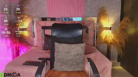 Snapshot of griselle_rousse chatting on 4, 6, 2026 online show from 4, 6, 2026