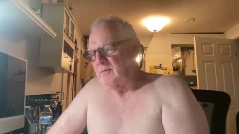 Horny Daddy online show from 22, 10, 2025