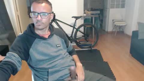 Snapshot of guachin_new chatting on 23, 11, 2025 guachin_new online show from 23, 11, 2025