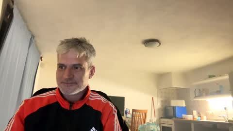 guardiannif_ online show from 5, 3, 2025