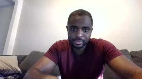 Snapshot of guessssmymiddlename chatting on 12, 7, 2026 guessssmymiddlename online show from 12, 7, 2026
