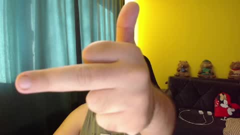 Snapshot of guessswho24 chatting on 9, 6, 2026 Ayan online show from 9, 6, 2026
