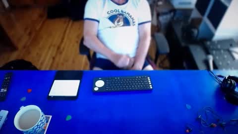 guesswhatigot2 online show from 19, 12, 2025