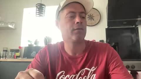 guil0 online show from 8, 9, 2025