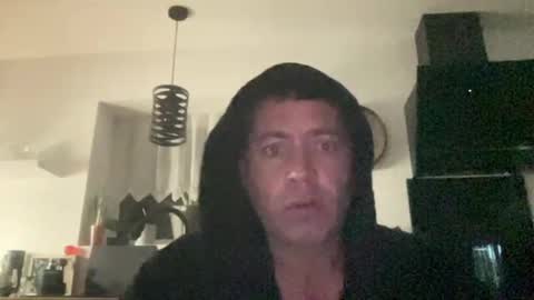 guil0 online show from 8, 10, 2025